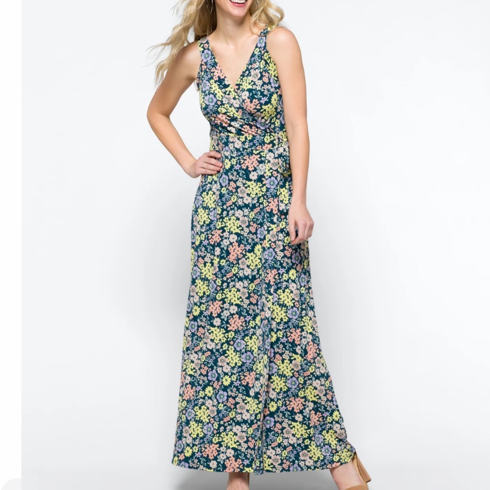 HAWTHORN Maxi Dress